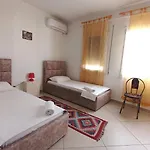Bela *