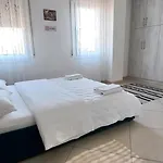 Bela