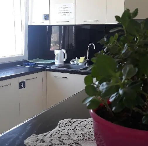 Bela Pensjonat Tirana